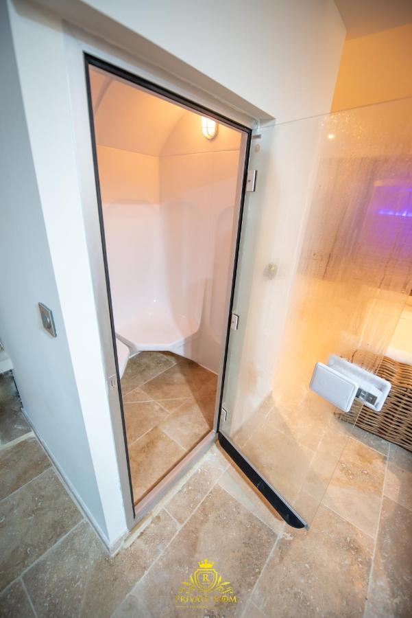 L'excellence - Luxe Sauna, Hammam & Jaccuzzi