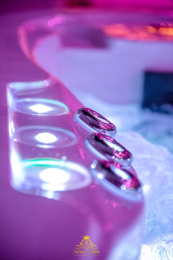 Love hotel L'excellence - Luxe Sauna, Hammam & Jaccuzzi 2*